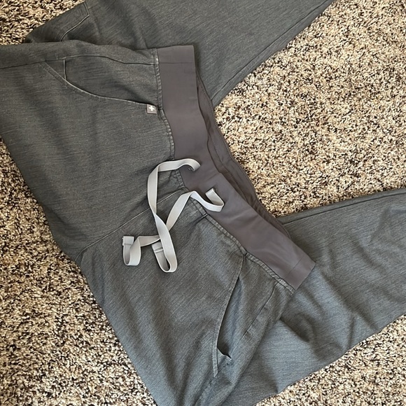 FIGS ZAMORA joggers scrub pants - Picture 2 of 4